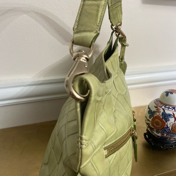 Dooney & Bourke Croco Embossed Leather bag - Picture 7 of 10